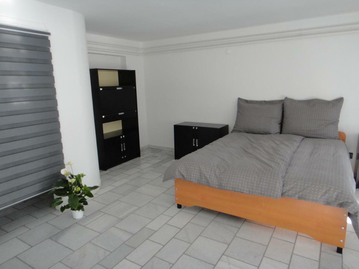 Apartmán Liliom Segedín Exteriér fotografie